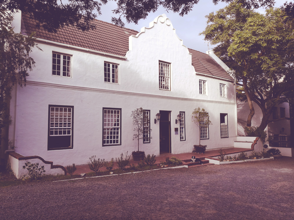 hout-bay-riverside-boutique-hotel